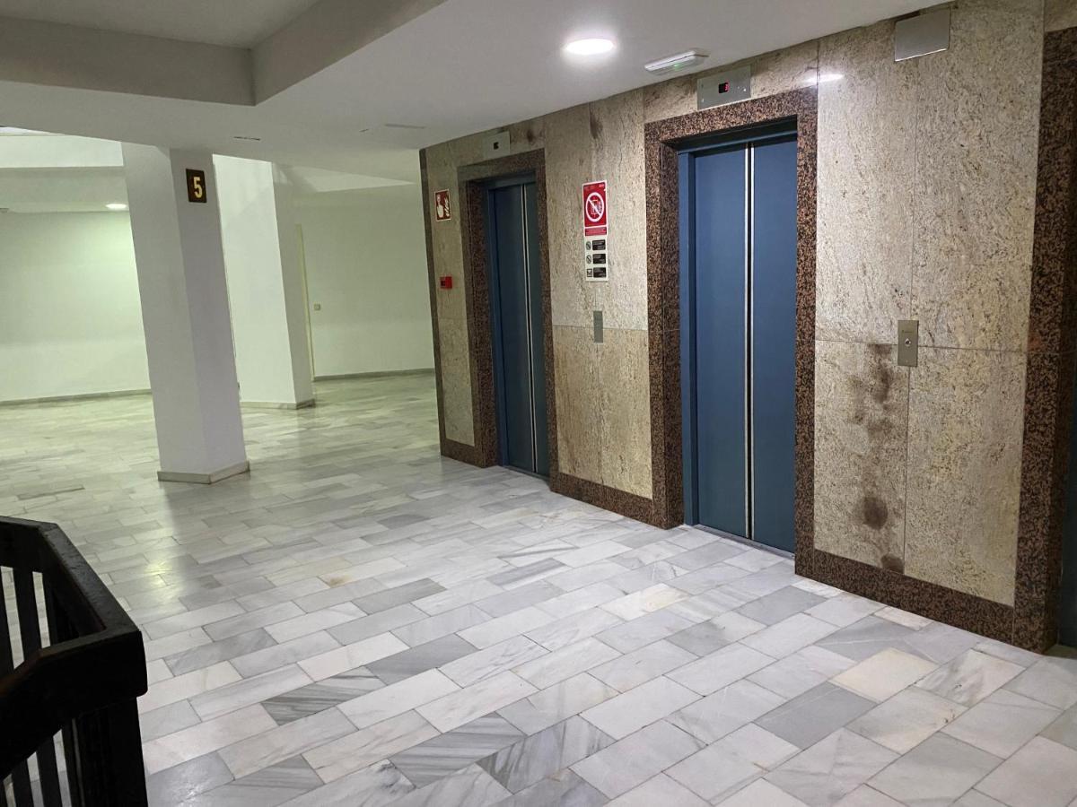 Benal Beach Apartamento Mountain View ベナルマデナ エクステリア 写真