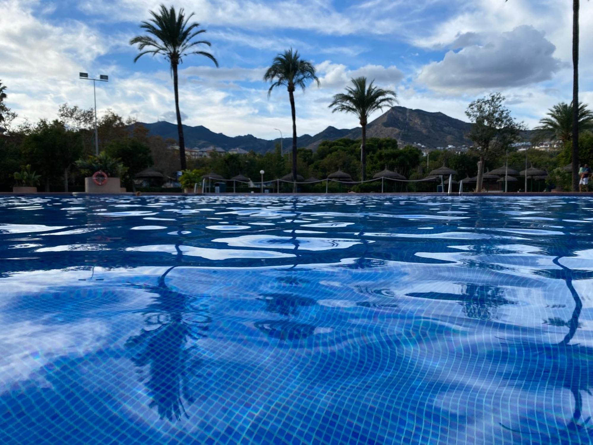 Benal Beach Apartamento Mountain View ベナルマデナ エクステリア 写真